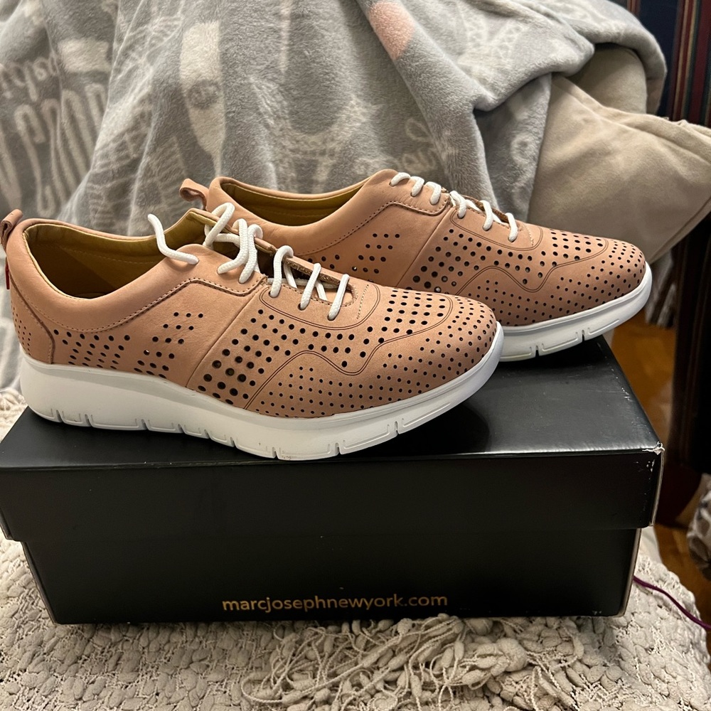 Marc Joseph sneakers !!!FIRM